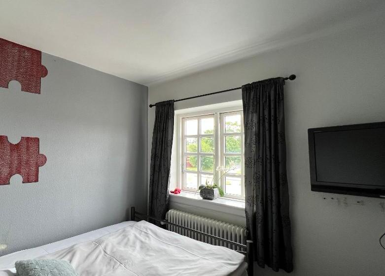 기본룸, Krebshuset / Kelz0rdk