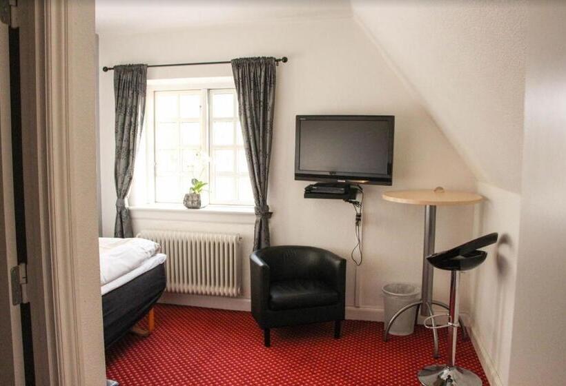 기본룸, Krebshuset / Kelz0rdk