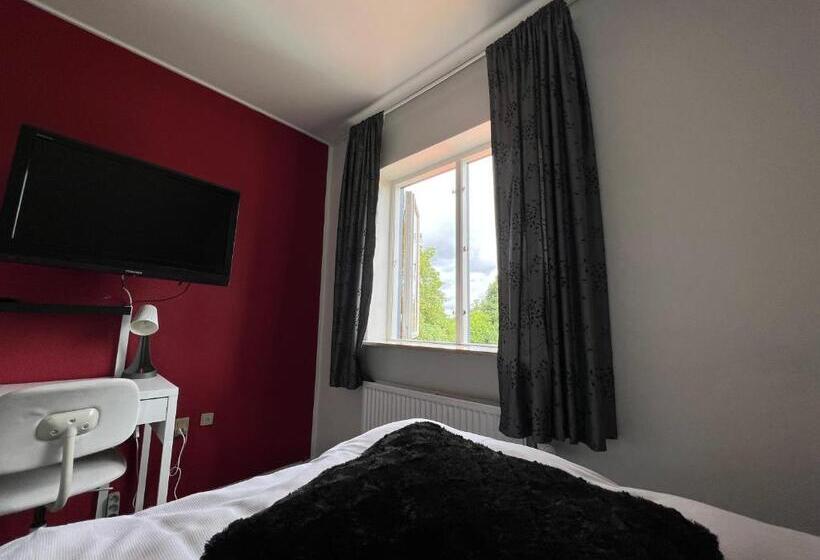 스탠다드 룸, Krebshuset / Kelz0rdk