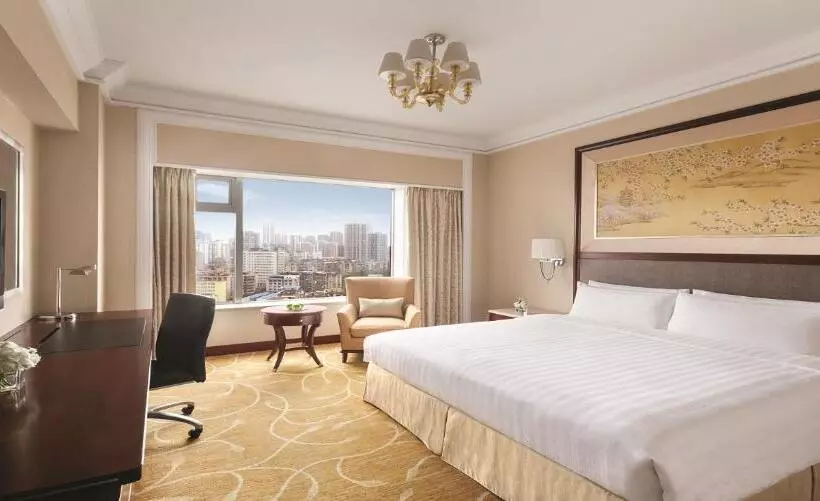 キングサイズベッドのデラックスルーム, Shangri La Wuhan,close To The Mixc With Three Subway Lines