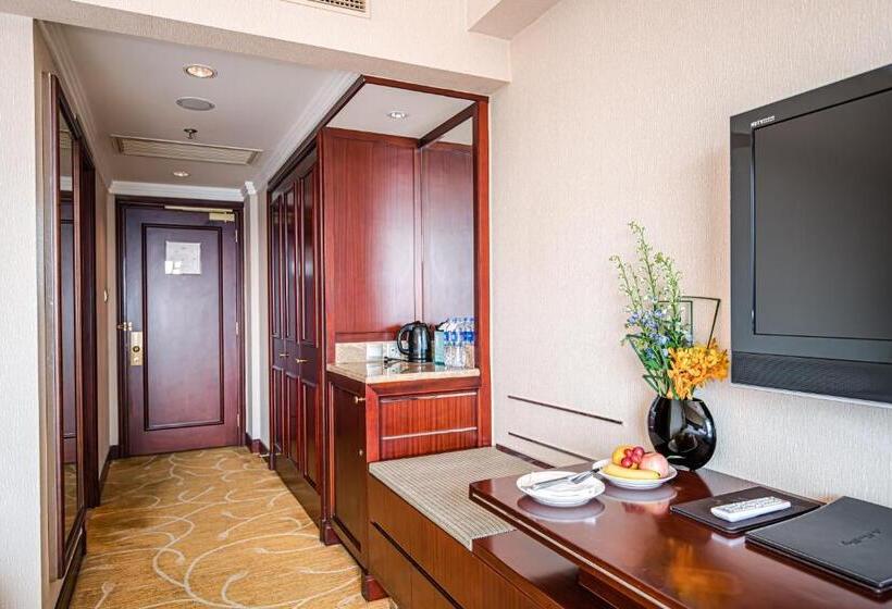 Pokój Deluxe, Shangri La Wuhan,close To The Mixc With Three Subway Lines