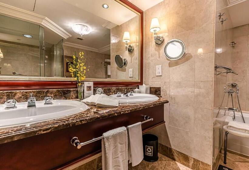 Президентский Люкс, Shangri La Wuhan,close To The Mixc With Three Subway Lines