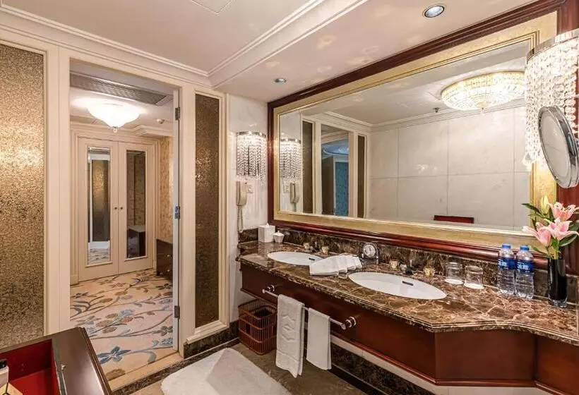 プレミアムスイート, Shangri La Wuhan,close To The Mixc With Three Subway Lines
