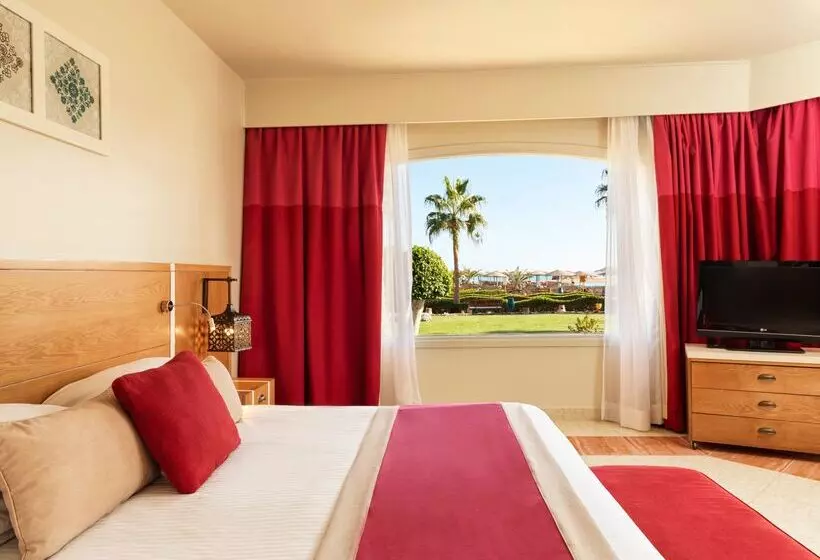 سوییت جونیور, Club Paradisio El Gouna Red Sea
