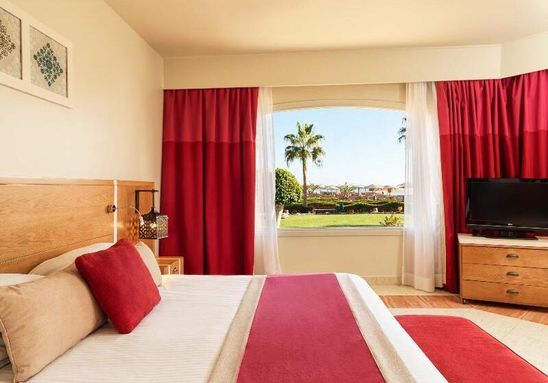 سوییت جونیور, Club Paradisio El Gouna Red Sea