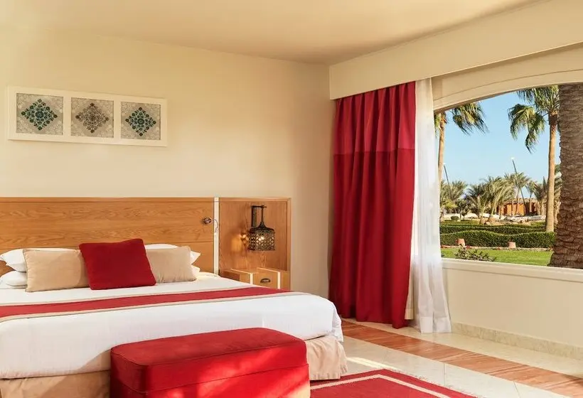 سوییت جونیور, Club Paradisio El Gouna Red Sea