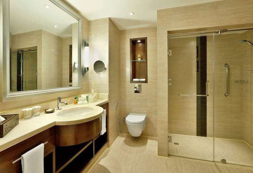 اتاق استاندارد با تخت بزرگ, Hilton Cairo Heliopolis