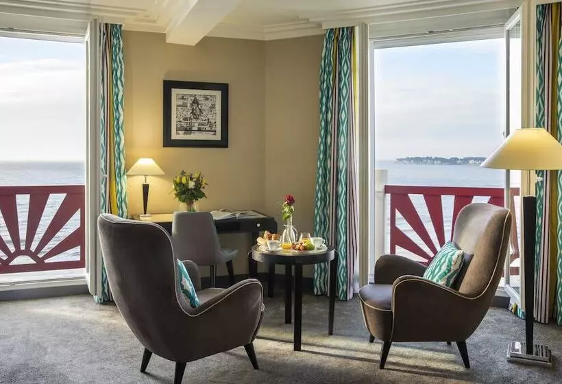 سوییت جونیور با چشم‌انداز دریا, Mercure La Baule Majestic