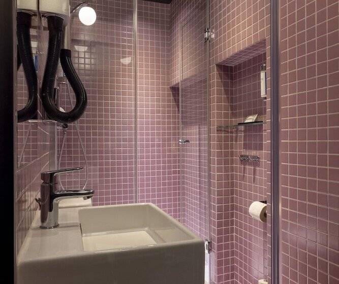 اتاق استاندارد یک نفره, Palais De Chaillot