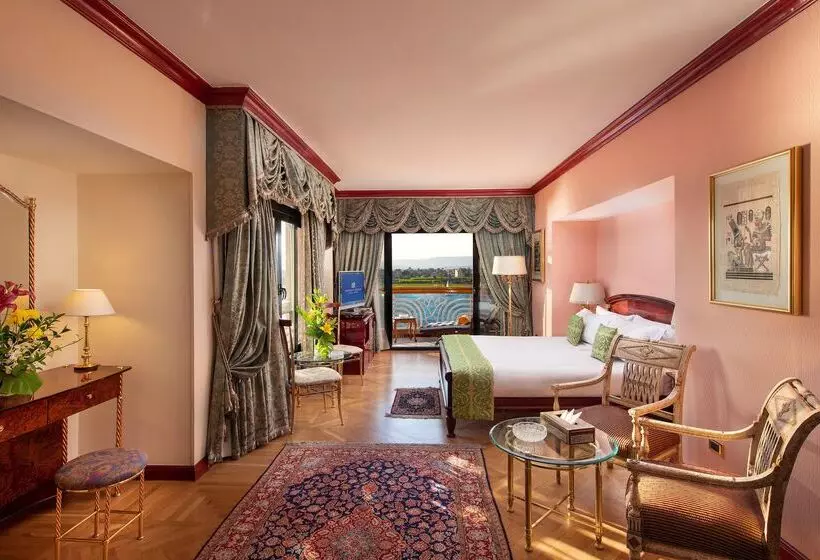 سوئیت رویال, Sonesta St. George Hotel Convention Center