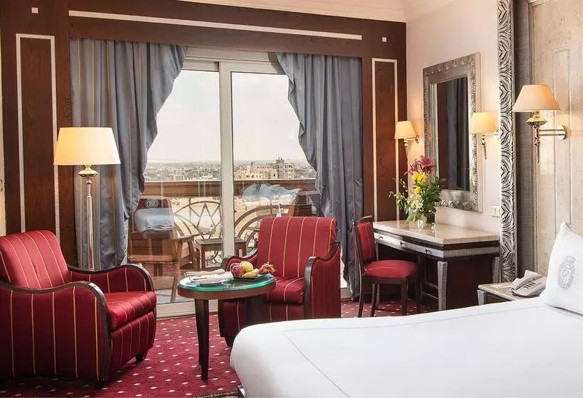 اتاق رویال, Sonesta St. George Hotel Convention Center