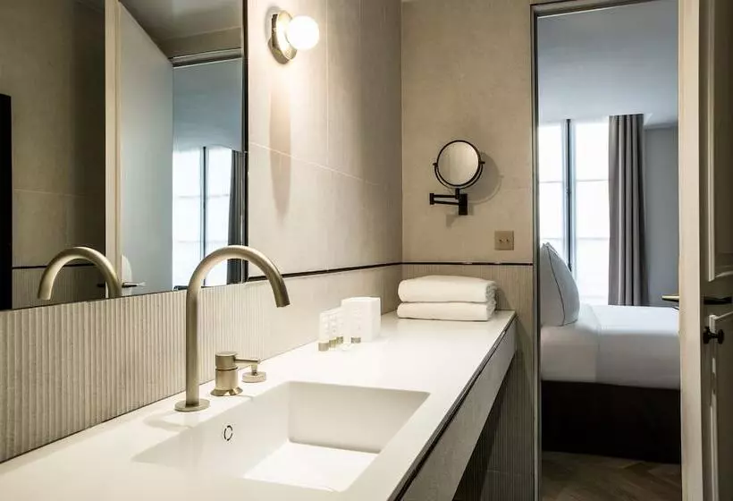 デラックスルーム, Maison Armance   Esprit De France