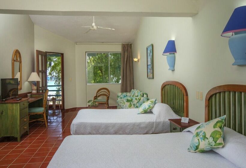 Номер Стандарт Боковой Вид на Море, whala! boca chica