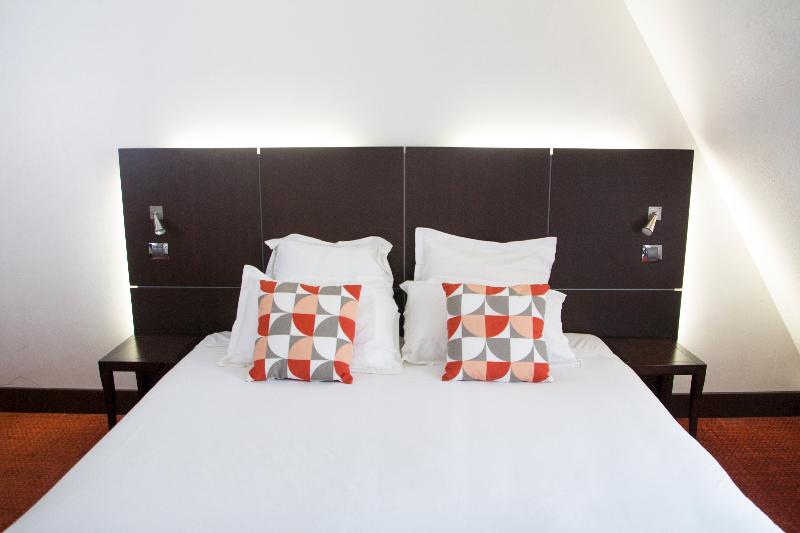 Chambre Triple Standard, 55 Hôtel Montparnasse