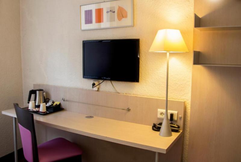 Chambre Supérieure, 55 Hôtel Montparnasse