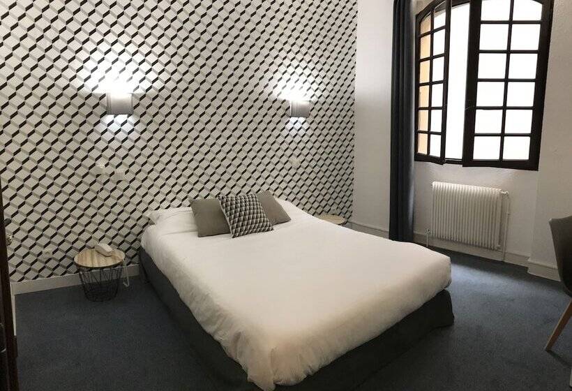 标准间, De La Loge