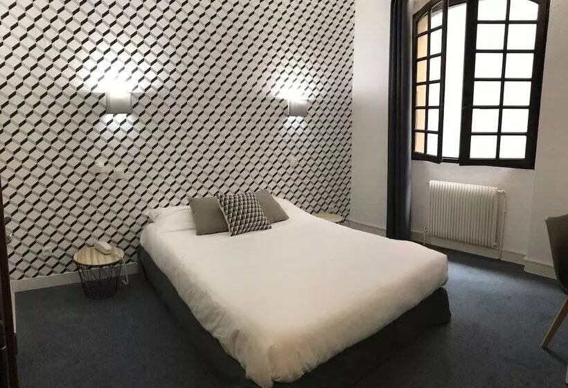 اتاق استاندارد, De La Loge