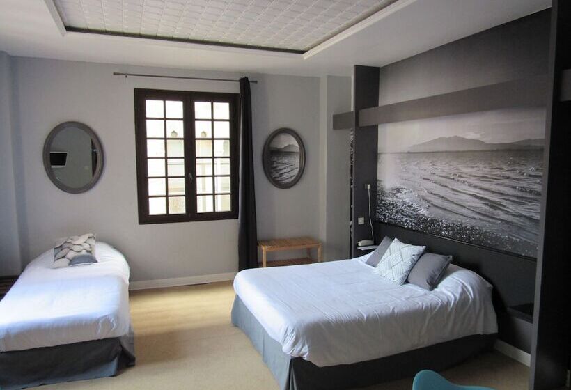 标准三人间, De La Loge