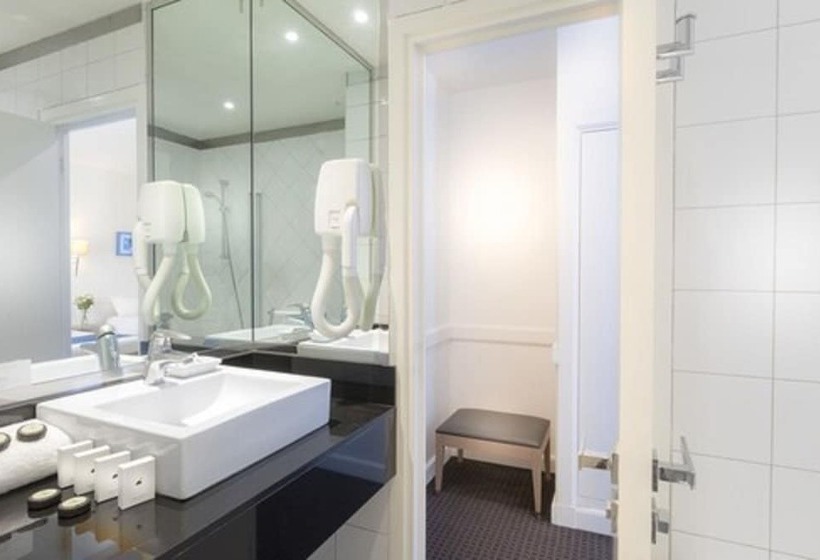 اتاق استاندارد سه نفره, Elysees Ceramic