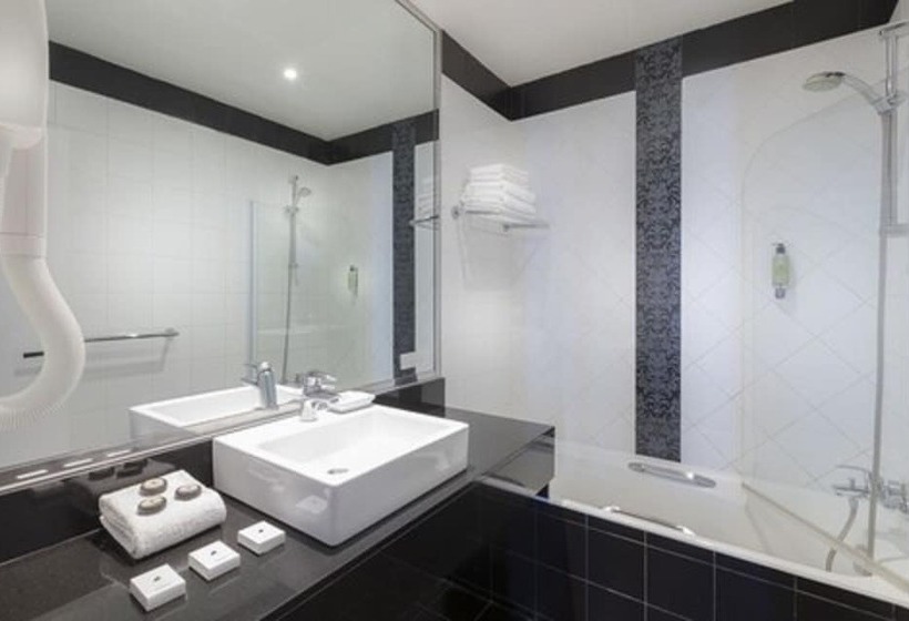 اتاق استاندارد سه نفره, Elysees Ceramic