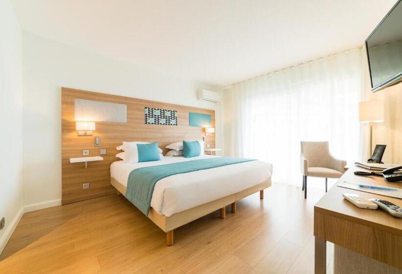 غرفة سوبيريور, Helios