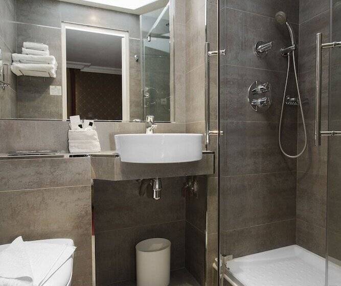 اتاق استاندارد یک نفره, Hôtel De La Paix