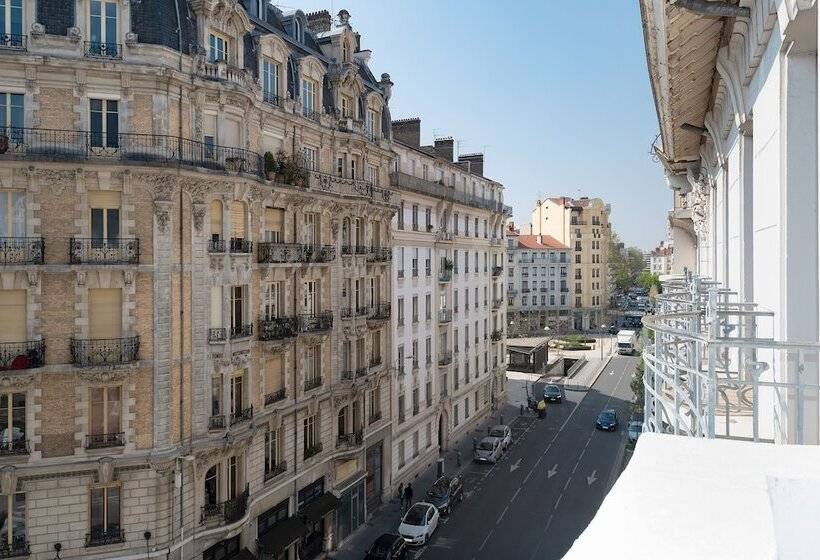 اتاق کلاسیک, Hôtel Mercure Lyon Centre Brotteaux