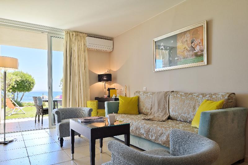 اتاق لوکس با چشمانداز دریا, Restaurant Dolce Vita