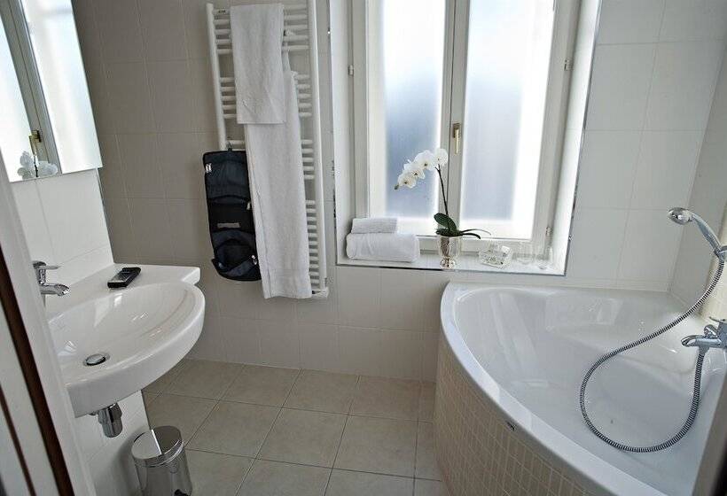 Люкс, Best Western Plus Hotel Villa D Est