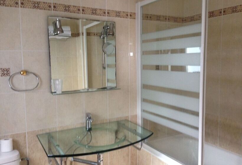 スタンダードトリプルルーム, Du Square D Anvers