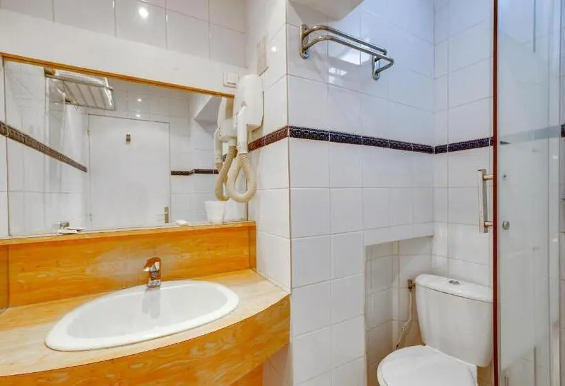 اتاق اکونومی, Du Square D Anvers