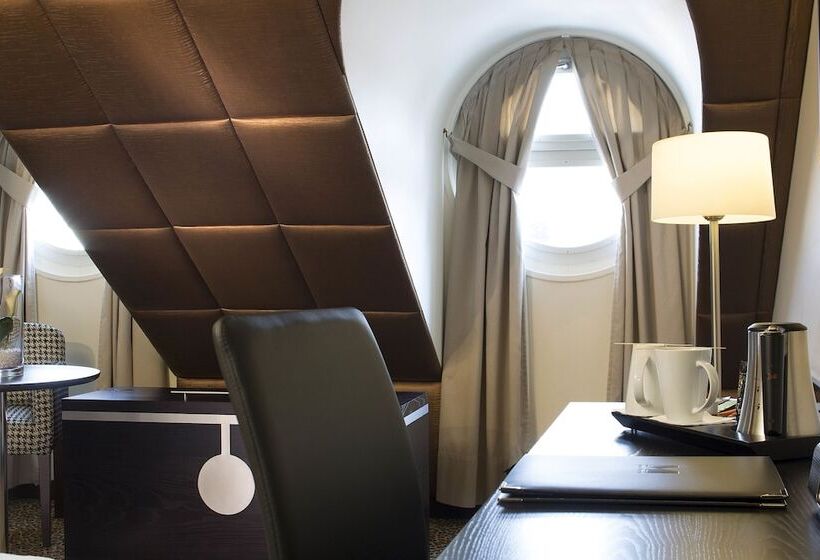 غرفة كومفورت, Le M