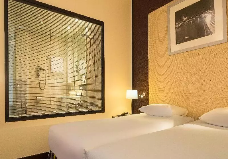 Standardzimmer, Le M