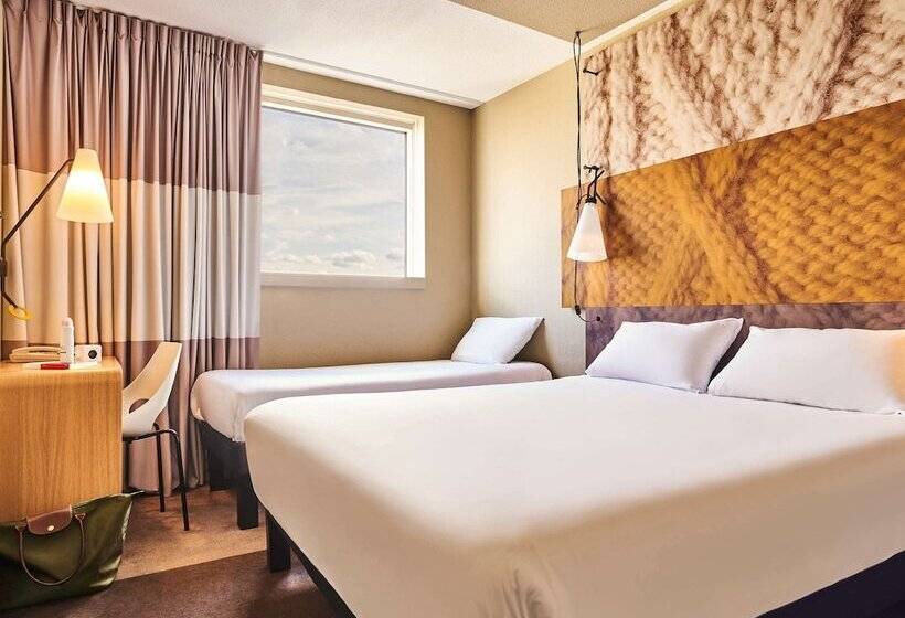 Standard Room Double Bed, Ibis Paris Porte De Montreuil