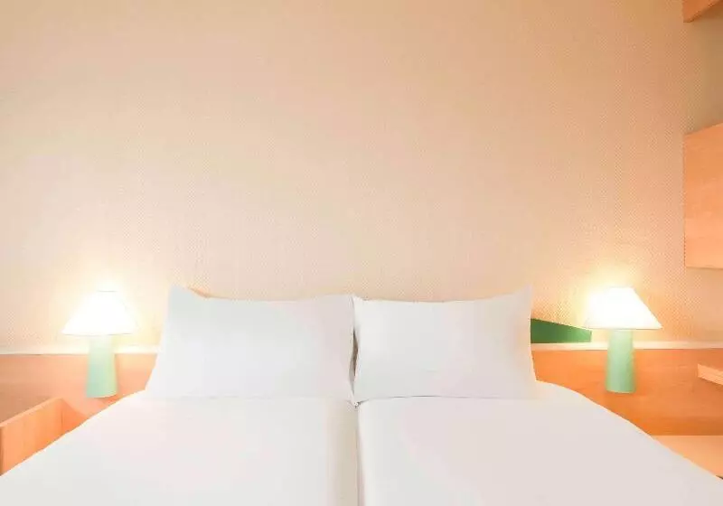 Standard Room, Ibis Paris Porte De Montreuil