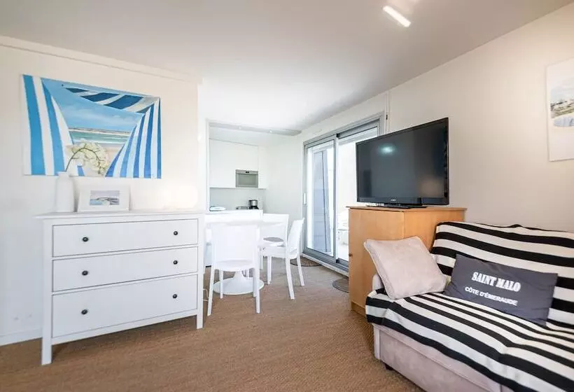 オーシャンビュースーペリアワンルーム, Le Crystal Dinard Plage