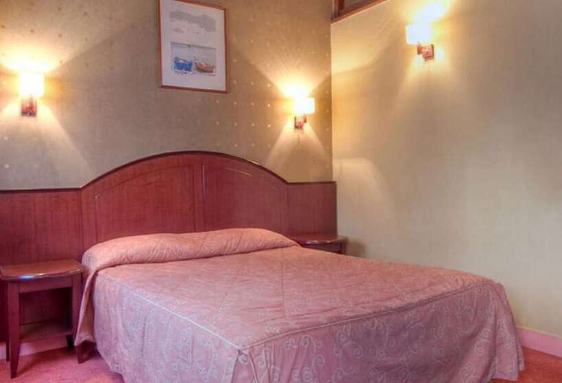 スタンダードルーム, Le Faubourg Opera