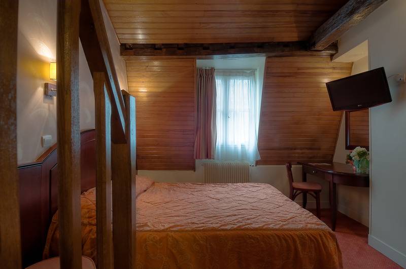 スタンダードトリプルルーム, Le Faubourg Opera