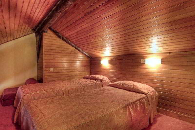 スタンダードルーム, Le Faubourg Opera