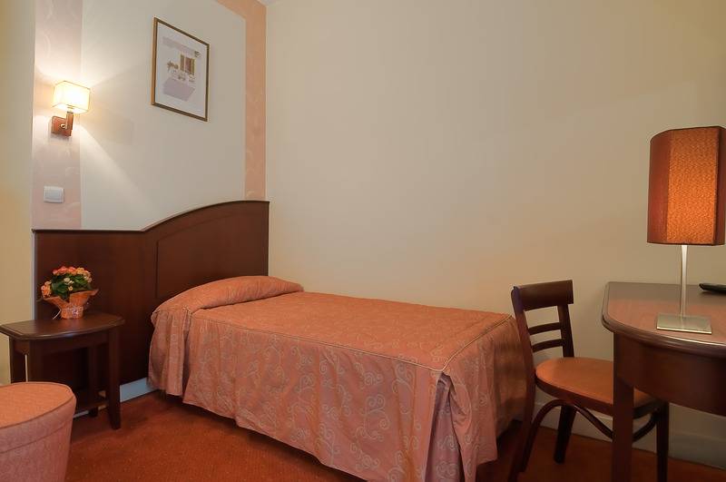 スタンダードシングルルーム, Le Faubourg Opera