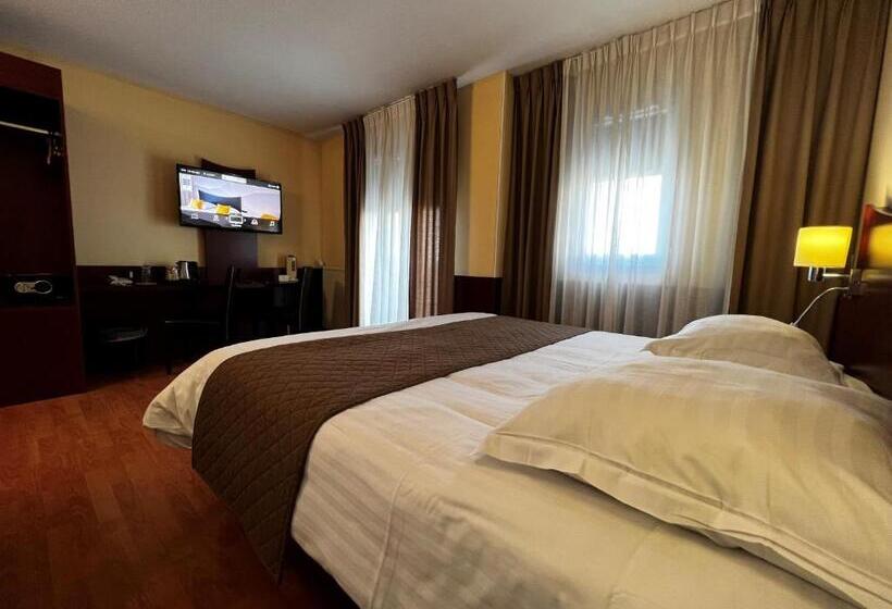 غرفة كومفورت, Logis Hotel Center