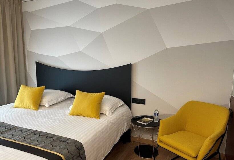 غرفة برستيج, Logis Hotel Center