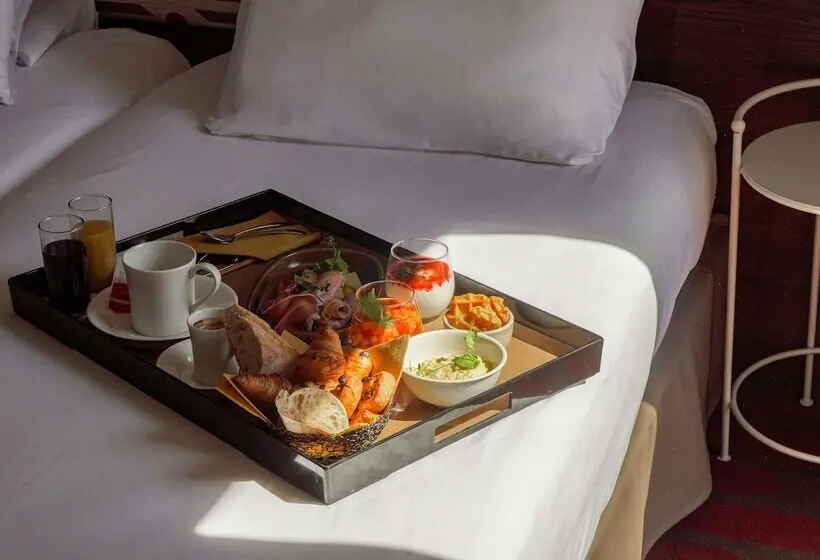 プレステージトリプルルーム, Mercure Arles Centre Arenes