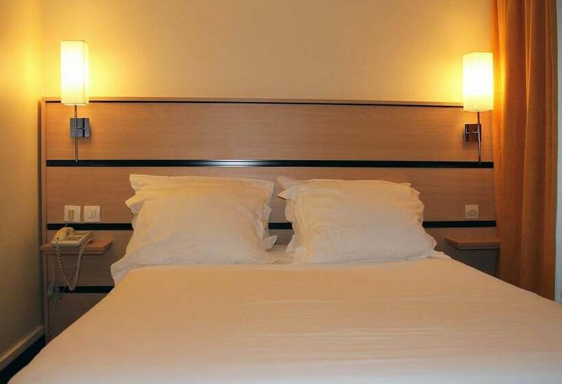 اتاق استاندارد یک نفره, New Hotel Saint Lazare