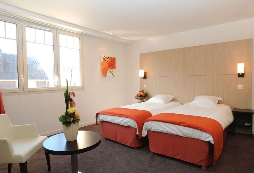 스탠다드 룸, Red Fox