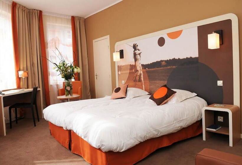 컴포트 룸, Red Fox