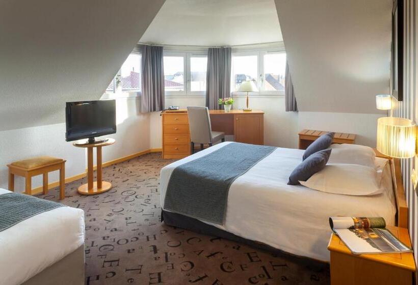 컴포트 트리플 룸, Red Fox