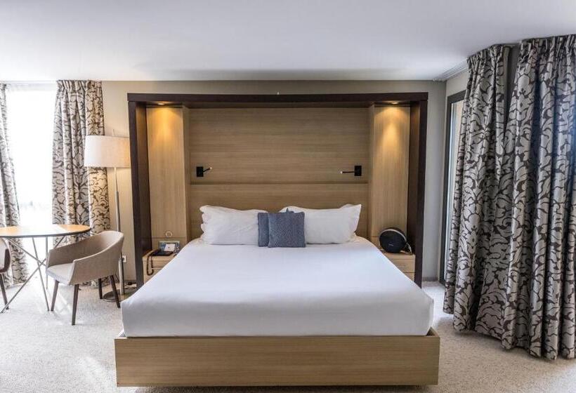 סוויטת ג'וניור צדדית נוף לים, Thalazur Bandol Ile Rousse   Hôtel & Spa