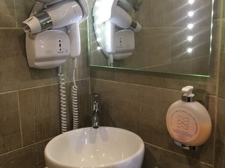 Номер Стандарт Индивидуальный, The Originals Boutique, Hôtel Neptune, Bercksurmer