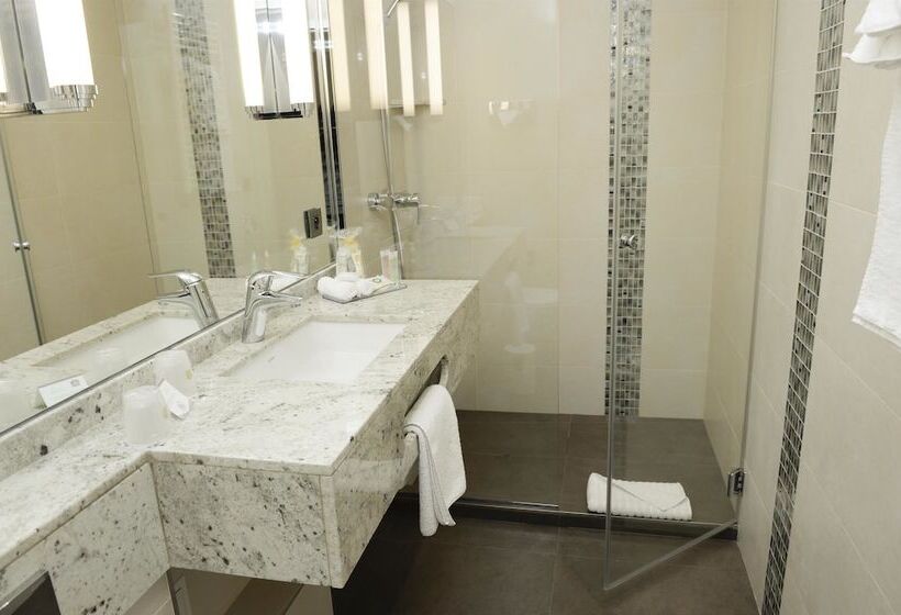 سوییت جونیور, Best Western Plus Hotel Sydney Opera